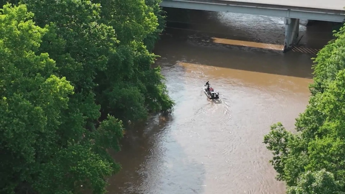 31-Year-Old Missing After Attempting to Save Child from Wolf River