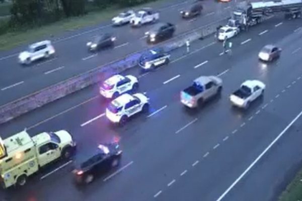 Two lanes blocked after early morning wreck in Rutherford County