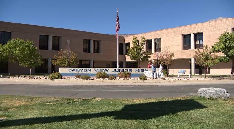 Oakland High unveils new classrooms and auditorium