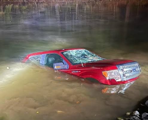 Truck pulled from lake after suspected DUI crash